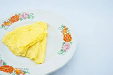 Triangle omelette on plate Foto stock