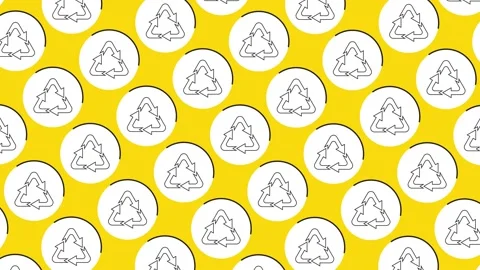 Triangle recycle icon in white circle in pattern on a yellow background Video stock 173179327