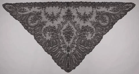 Triangular scarf of black machining with rose bouquets. Scarf of machining... 库存照片