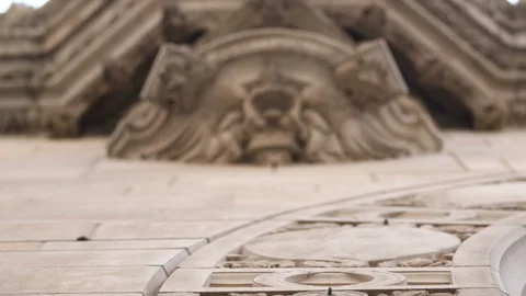 TRIBUNE TOWER OUT FOCUS 스톡 동영상 95877907