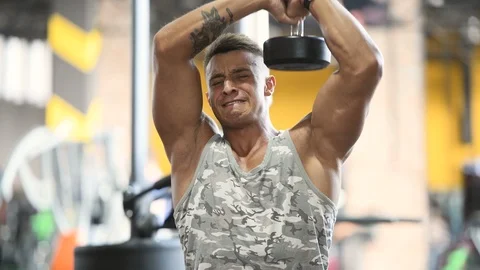 Triceps 스톡 동영상 105636821