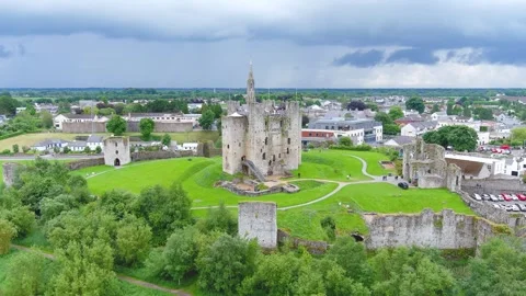 Trim Castle or Caislean Bhaile Atha Troim. Co. Meath, Ireland. 스톡 동영상 307793208