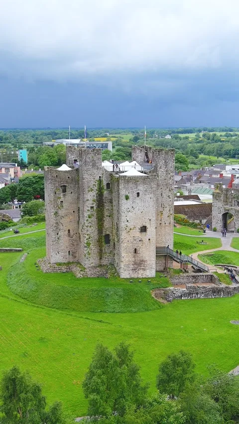 Trim Castle or Caislean Bhaile Atha Troim. Co. Meath, Ireland. 스톡 동영상 312182487