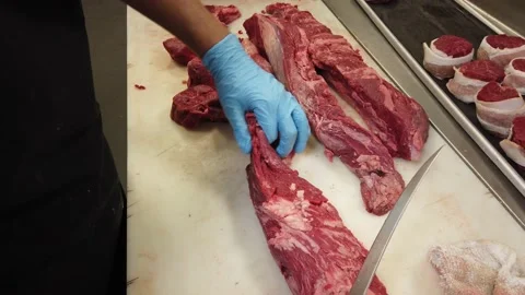 Trimming beef for Filet prep Vidéo 227015011