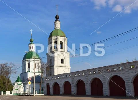 Trinity Church and the arcade of 'Gostiny Dvor' Stock Photos