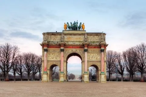 Triumphal Arch (Arc de Triomphe du Carrousel) at Tuileries.Paris Foto stock