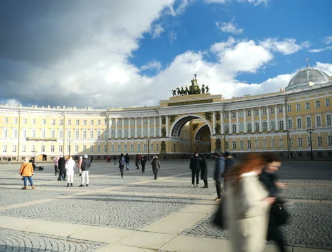 Triumphal Arch the General Staff in St. Petersburg time lapse Stock Footage 150653101