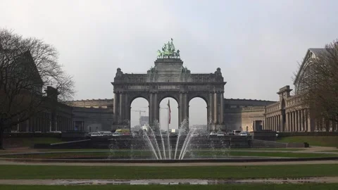 Triumphal Arch in Park Cinquantenaire of Brussels Stock Footage 283502312