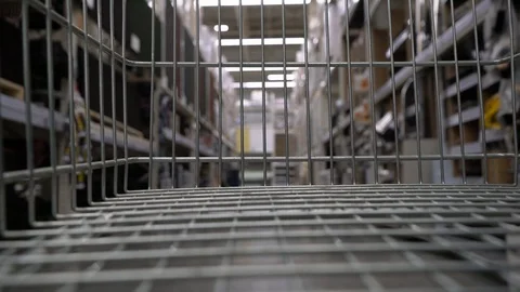 The trolley is rolling around the store Video stock 120421809