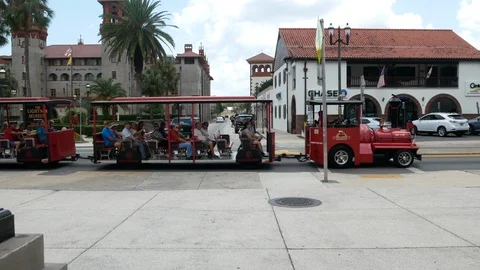 Trolley Tour in Downtown St. Augustine, Florida, United States. Vidéo 115969879