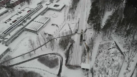Trolley Train Departing, Winter Commuting, Top Down, Aerial Vídeos de archivo 150102020