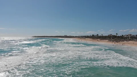 Tropical Beach and Waves Drone 库存影片 89073784