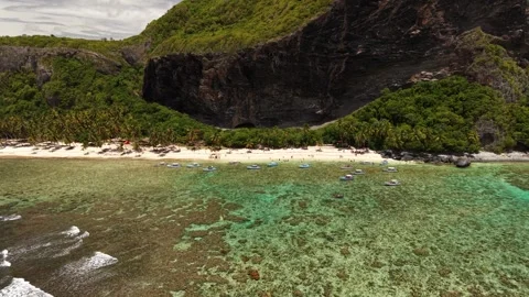 Tropical Beach Experience at Fronton Bay-13 Stock Footage 337440068