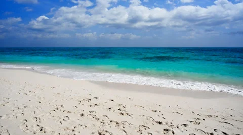 Tropical beach Stockbeeldmateriaal 37794749