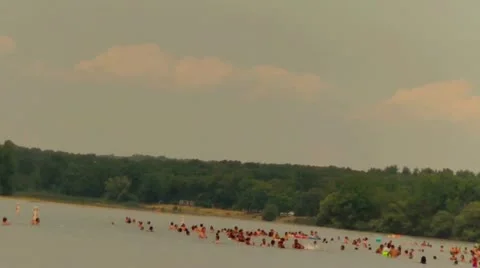 Tropical Beach Goers/Crowd Scene (HD) Stock Footage 11290071