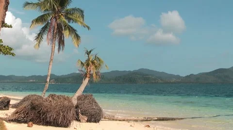 Tropical beach loopable sequence 스톡 동영상 8518934