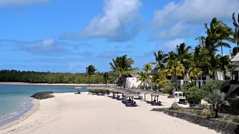 Tropical beach with white sand 스톡 동영상 315340673