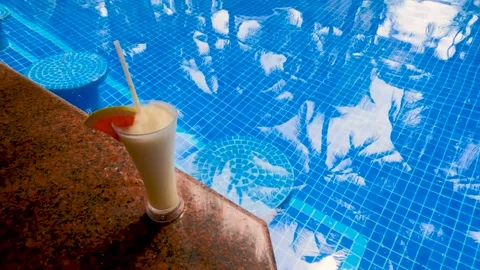 Tropical drink at a pool bar 4k Video stock 237167894