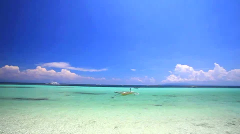 TROPICAL ISLAND  Vidéo 1129048