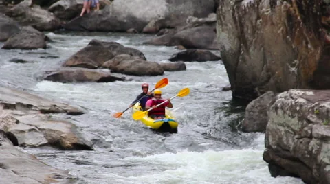 Tropical river kayaking double 스톡 동영상 57647068
