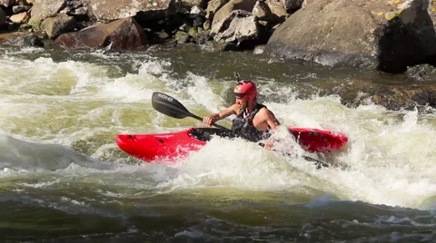 Tropical river kayaking 스톡 동영상 57671092