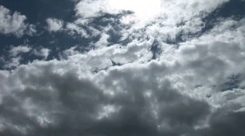 Tropical Storm Clouds coming in 動画素材 341556