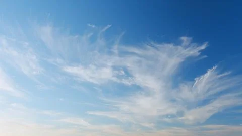 Tropical summer or spring sunlight. Two layers of cirrus cloudiness. Tropical Foto stock