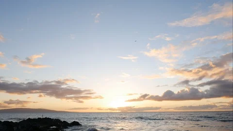 Tropical sunset timelapse Stock Footage 87366223