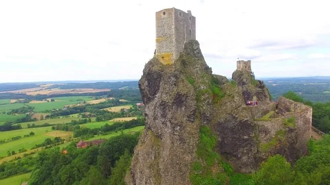The Trosky castle. Stock-Footage 72018543