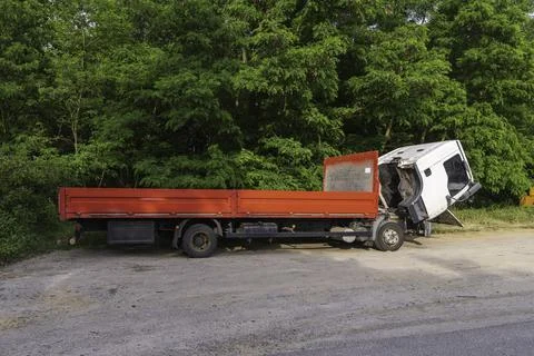 A truck with a cab that tilts forward Stockfoto's