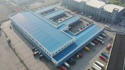 Truck is loading in Warehouse Vidéo 166964799