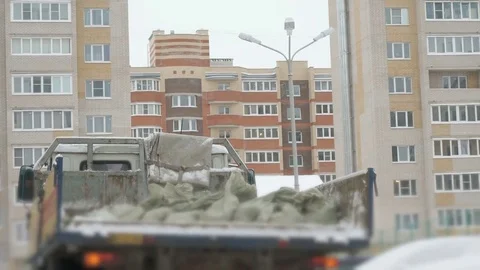 Truck takes out construction garbage in bags 動画素材 81047547