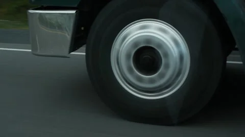 Truck wheel. Video stock 8578788