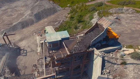 Truck at work 스톡 동영상 93469744