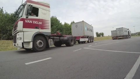 Trucks with containers Video stock 83619187
