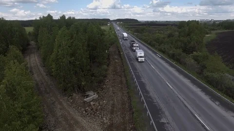 Trucks driving on highway 库存影片 76900270
