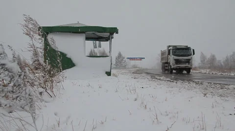 Trucks driving on winter road 動画素材 32215957