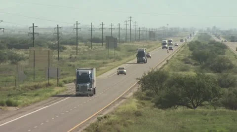 Trucks on Highway 2 動画素材 19133841