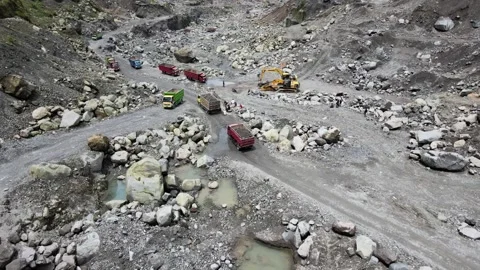 Trucks Lining Up Video stock 149222719