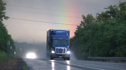 Trucks, Tractor Trailer, Cargo, Freight, Delivery, Rain Video stock 40006793