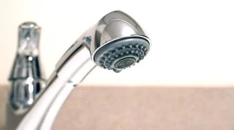 True slow-motion water drips from faucet 스톡 동영상 9874720