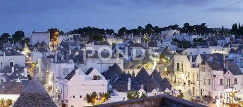 Trulli, traditional houses, Rione Monti area, Alberobello, UNESCO World Heritage Stock Photos