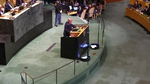 Trump addresses UN General Assembly from rostrum, high angle Stock-Footage 346265156