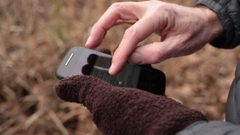 Trying to attract birds 動画素材 104975812