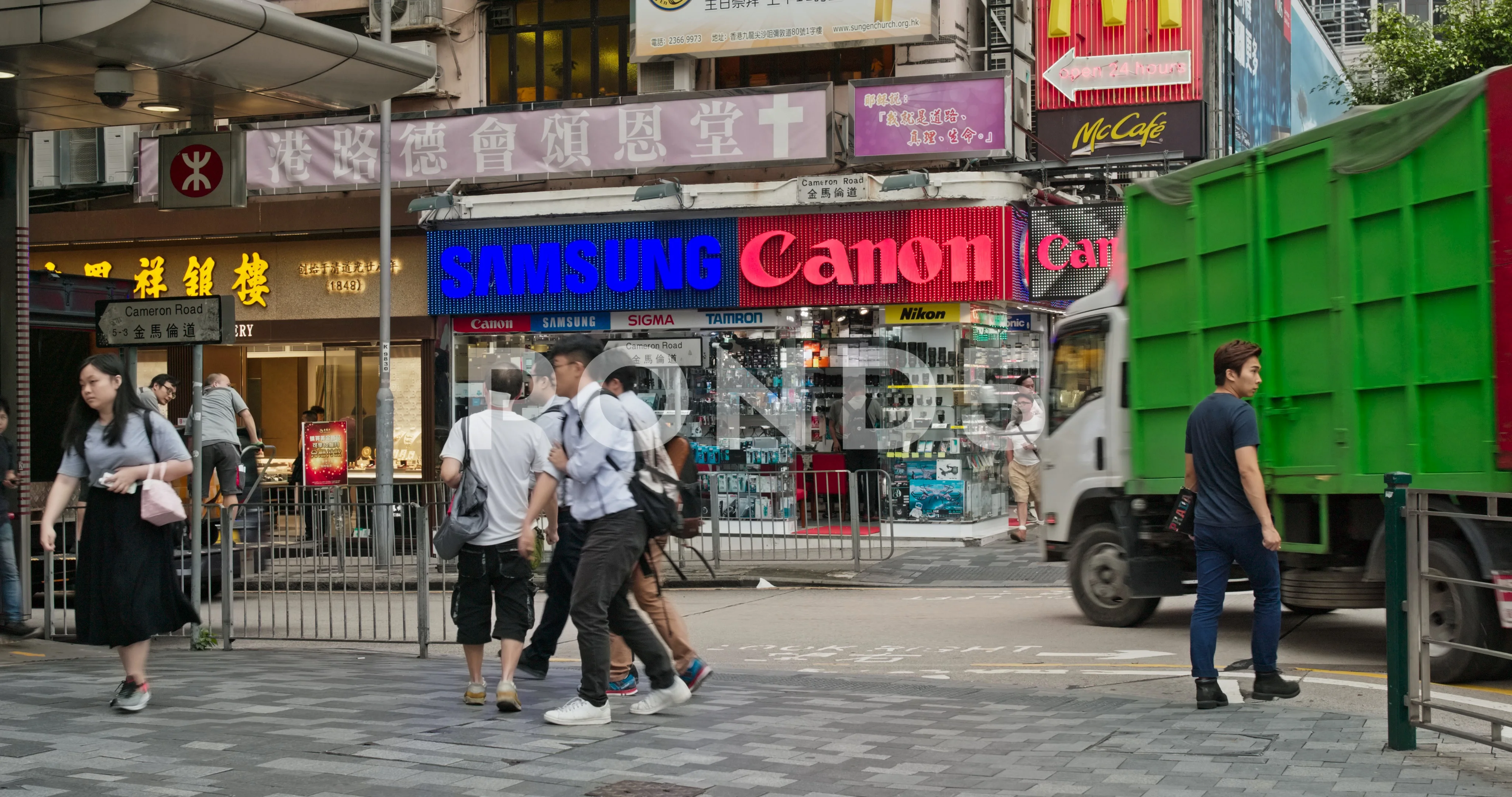 Hong Kong Street View 4K - Canton Road - Tsim Sha Tsui 