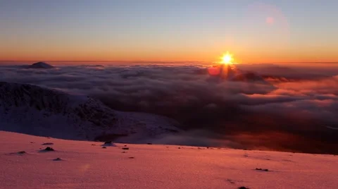 TSUNAMI SUNSET - dramatic rolling clouds Stockbeeldmateriaal 46205400