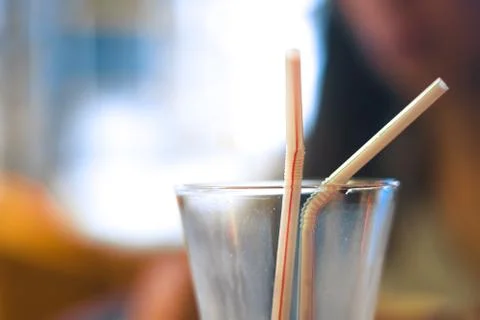 The tube in the empty Cup 库存照片