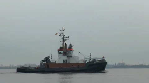 Tug passing on the river elbe 1-2 Video stock 33763090