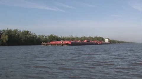 Tugboat and Barge 動画素材 23743683