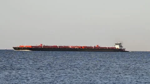 Tugboat Pushing Barge Vidéo 10820852